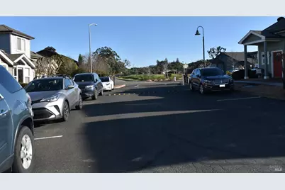 112 Treadway Court, Cloverdale, CA 95425 - Photo 2