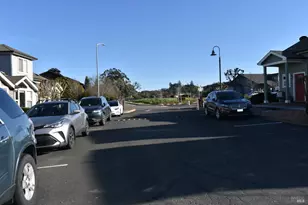 112 Treadway Ct, Cloverdale, CA 95425 - Photo 2