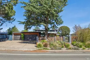 2100 Center Rd, Novato, CA 94947 - Photo 6