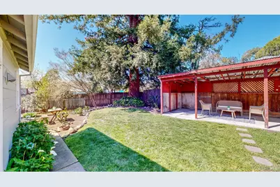 712 Oak Terrace, Petaluma, CA 94952 - Photo 18
