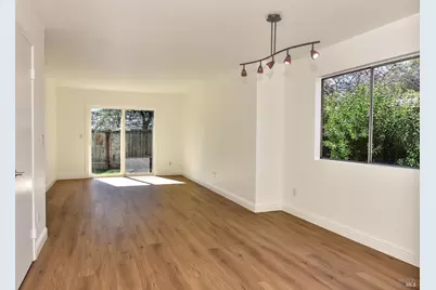 111 Acorn Drive, Petaluma, CA 94952 - Photo 10