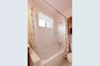 724 E Atlantic Avenue, Fairfield, CA 94533 - Photo 32