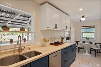 42 Billou Street, San Rafael, CA 94901 - Photo 14