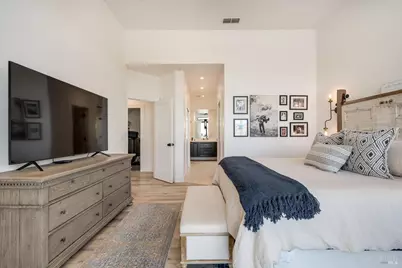 100 S Newport Drive, Napa, CA 94559 - Photo 48