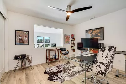 100 S Newport Drive, Napa, CA 94559 - Photo 18