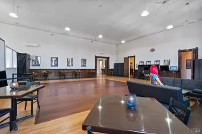 106 W J Street, Benicia, CA 94510 - Photo 4