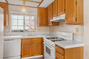 944 Bauman Ct, Suisun City, CA 94585 - Photo 16