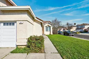 944 Bauman Ct, Suisun City, CA 94585 - Photo 2