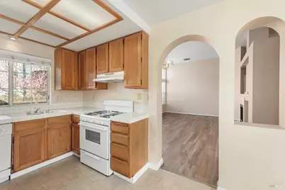 944 Bauman Court, Suisun City, CA 94585 - Photo 12