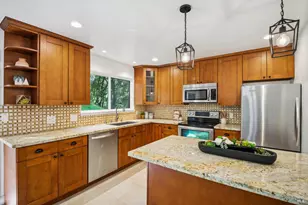 10 Arrowhead Ln, Novato, CA 94949 - Photo 24