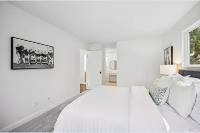 10 Arrowhead Lane, Novato, CA 94949 - Photo 36