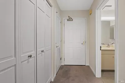 100 Thorndale Drive #353, San Rafael, CA 94903 - Photo 18