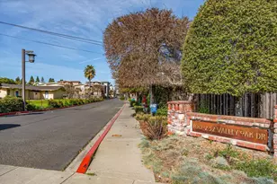 156 Valley Oak Dr, Napa, CA 94558 - Photo 38