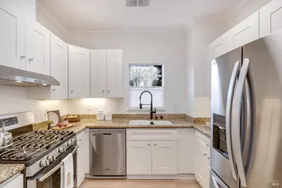 156 Valley Oak Drive, Napa, CA 94558 - Photo 2