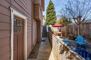 156 Valley Oak Dr, Napa, CA 94558 - Photo 10