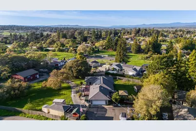 5408 Hessel Avenue, Sebastopol, CA 95472 - Photo 1