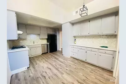 1315 Pinewood Court, Dixon, CA 95620 - Photo 4