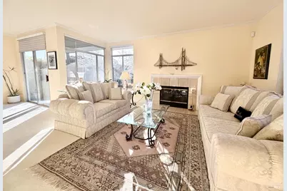 13 Heron Court, San Rafael, CA 94901 - Photo 2