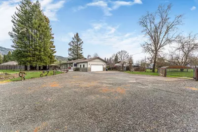 10450 Main Street, Potter Valley, CA 95469 - Photo 2