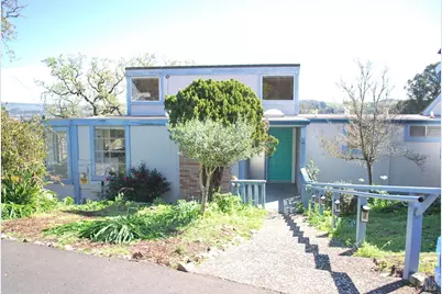 24 La Cresta Drive, Petaluma, CA 94952 - Photo 1