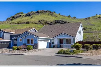 5862 Cabernet Drive, Vallejo, CA 94591 - Photo 2