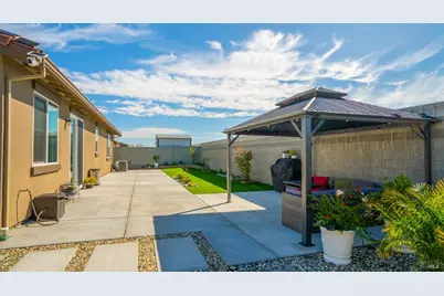 450 Baler Circle, Vacaville, CA 95687 - Photo 32