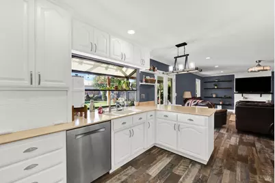 116 Alturas Court, Vacaville, CA 95688 - Photo 12