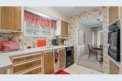 300 E H Street #74, Benicia, CA 94510 - Photo 32