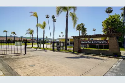 300 E H Street #74, Benicia, CA 94510 - Photo 2