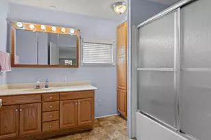 300 E H St, Benicia, CA 94510 - Photo 26