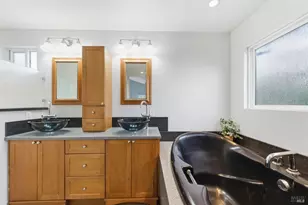 28 Winestone Ct, Napa, CA 94558 - Photo 8