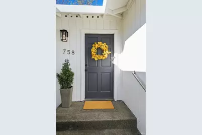 758 Pueblo Avenue, Napa, CA 94558 - Photo 4