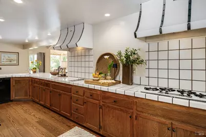 939 Champion Lane, Deer Park, CA 94576 - Photo 22