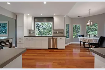 4727 Woodview Drive, Santa Rosa, CA 95405 - Photo 18