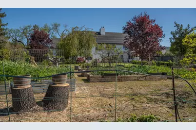 1101 Hedgeside Avenue, Napa, CA 94558 - Photo 28