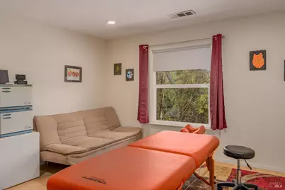 1101 Hedgeside Avenue, Napa, CA 94558 - Photo 10