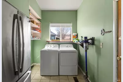 221 Ford Street, Ukiah, CA 95482 - Photo 8