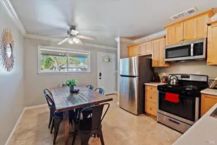 1723 Del Mar Ave, Redding, CA 96003 - Photo 16