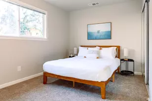 1723 Del Mar Ave, Redding, CA 96003 - Photo 8