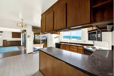 1090 Blueridge Drive, Napa, CA 94558 - Photo 22