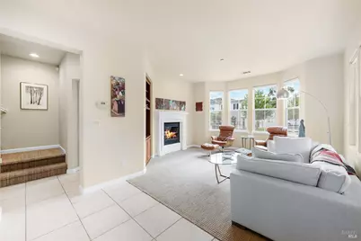 860 Citation Court, Napa, CA 94559 - Photo 2