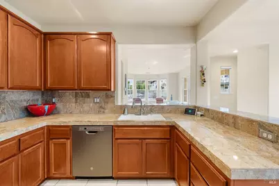 860 Citation Court, Napa, CA 94559 - Photo 6