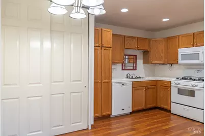 8383 Lasalle Avenue, Cotati, CA 94931 - Photo 18