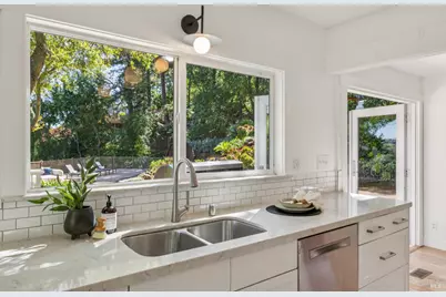 67 Oak Springs Drive, San Anselmo, CA 94960 - Photo 18