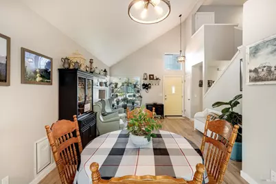 532 Walten Way, Windsor, CA 95492 - Photo 32