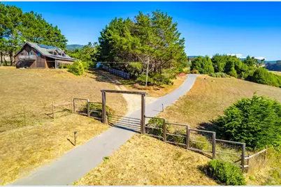 43500 Crispin Road, Manchester, CA 95459 - Photo 4