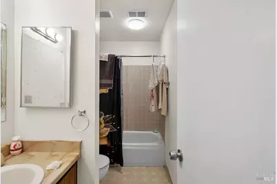 118 Yorkshire Court, Vallejo, CA 94591 - Photo 32
