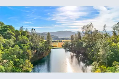 22700 Walling Road, Geyserville, CA 95441 - Photo 32