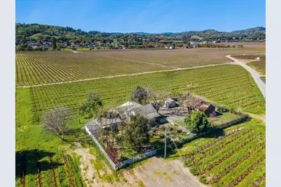 21399 River Lane, Geyserville, CA 95441 - Photo 2
