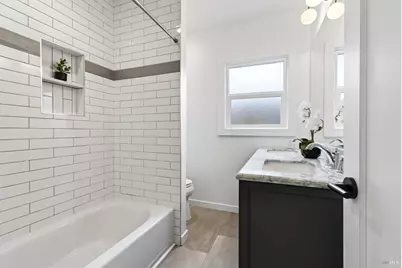2034 Augustan Avenue, Santa Rosa, CA 95404 - Photo 18